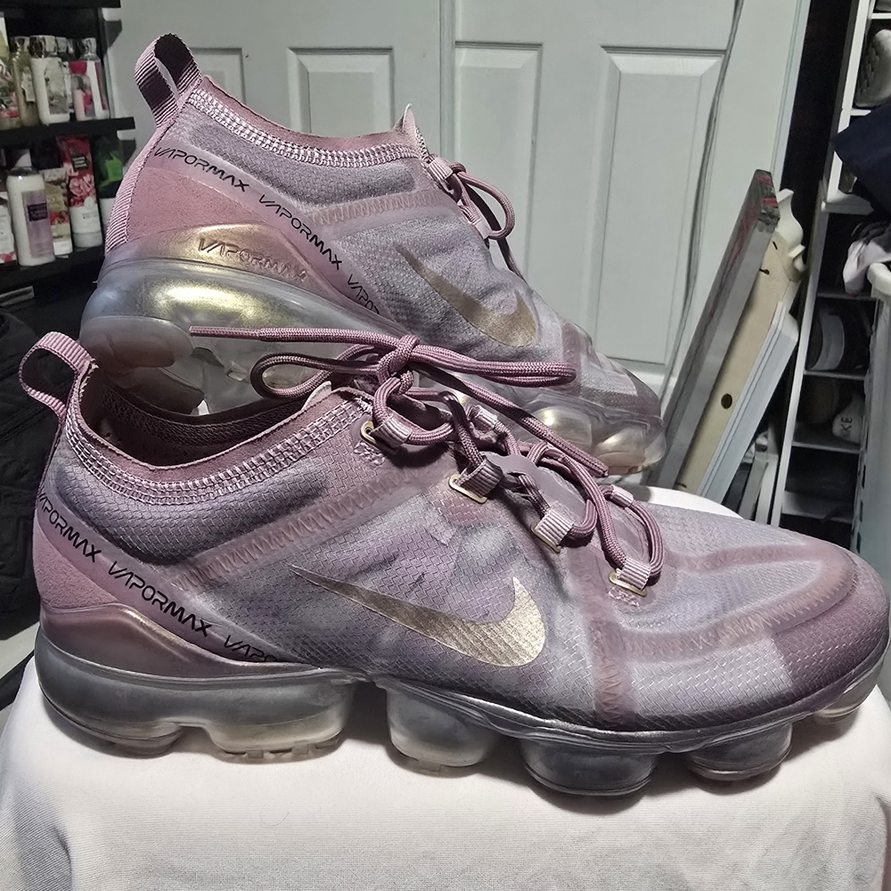 Nike Women's VaporMax Shoes - Purple